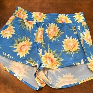 Mumu Sunflower shorts